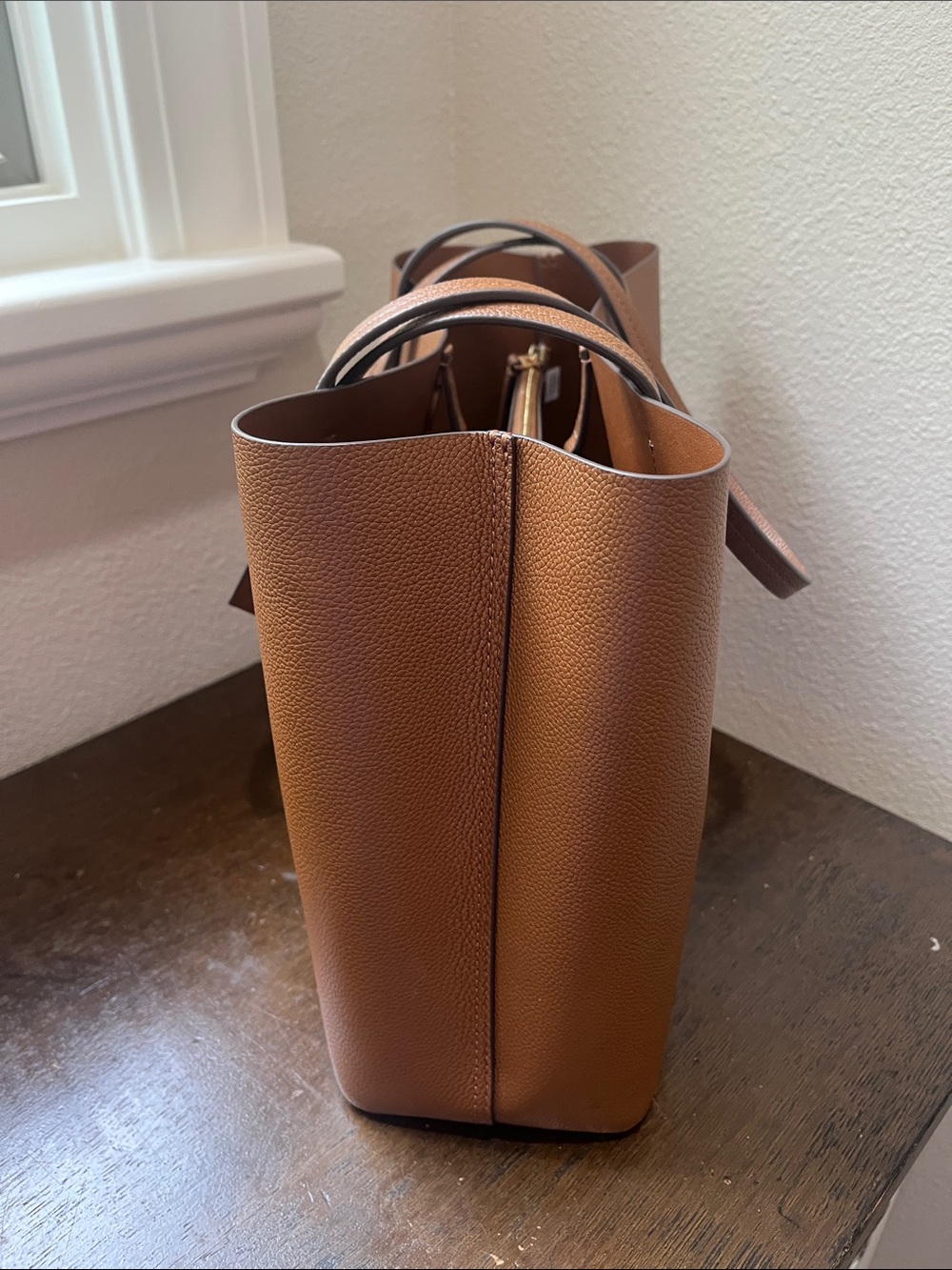 Authentic Tory Burch Women's Blake Small Tote Bag - Picture 4 of 8